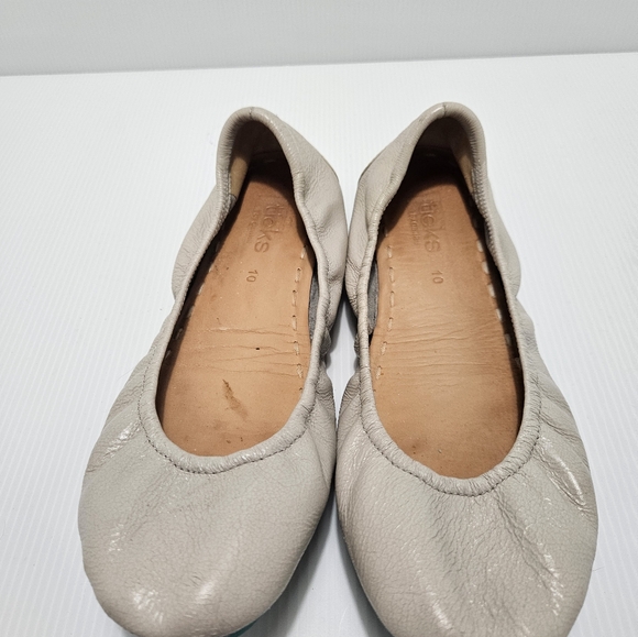 FEATHER GREY TIEKS, SIZE 10 - Picture 2 of 5